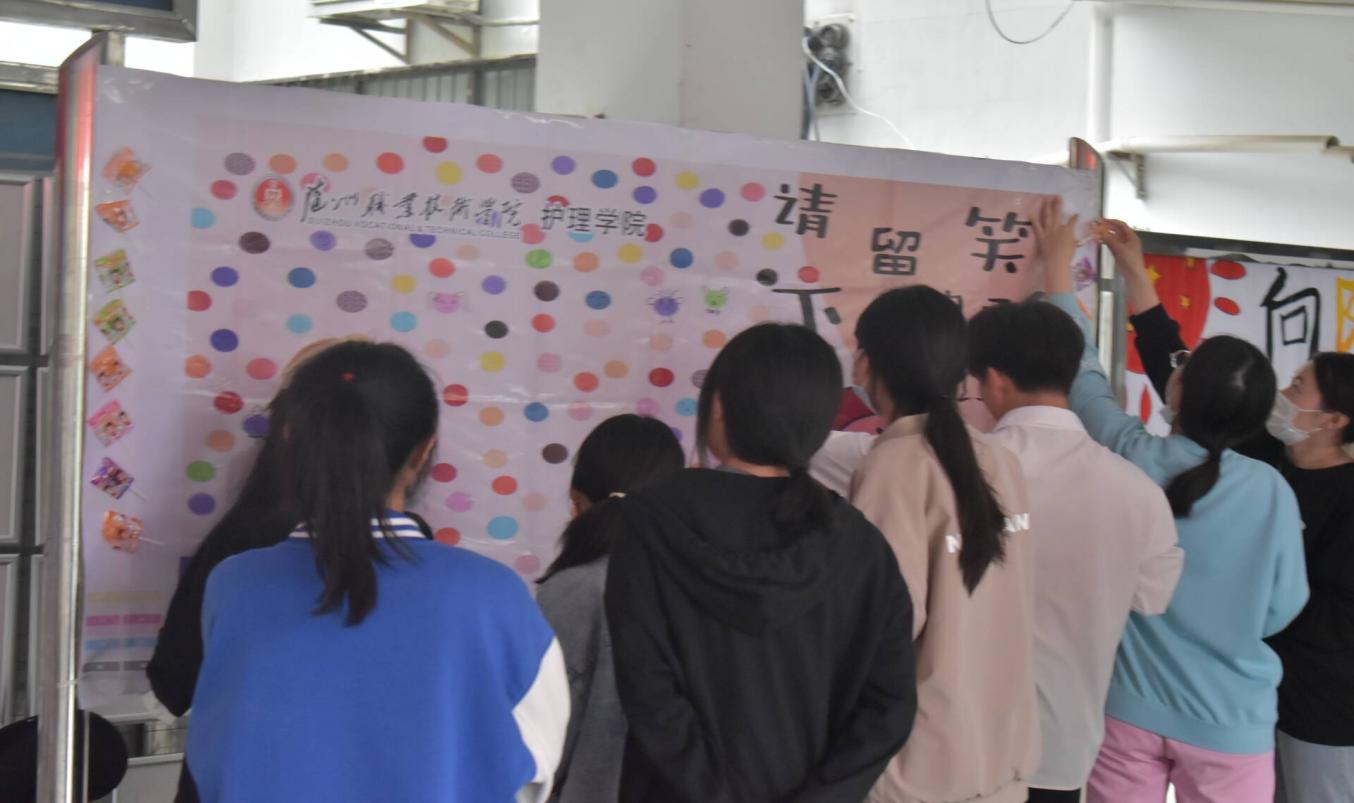 77B76B0545233EA815BEA9A4C956CC2F